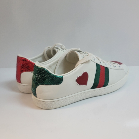 ❌SOLD❌GUCCI SNEAKERS - Picture 6 of 15